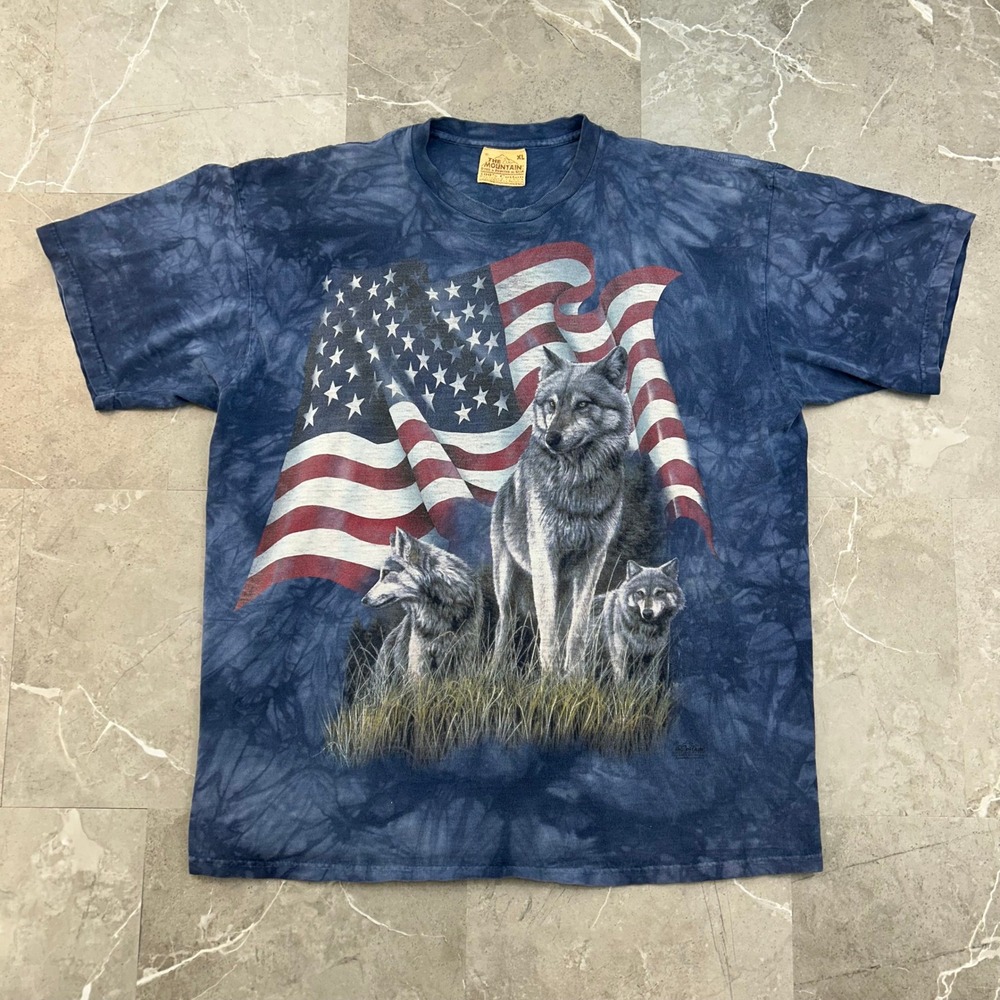 Vintage The Mountain Wolves Graphic Tee Mens XL Distressed Nature Animals Shirt